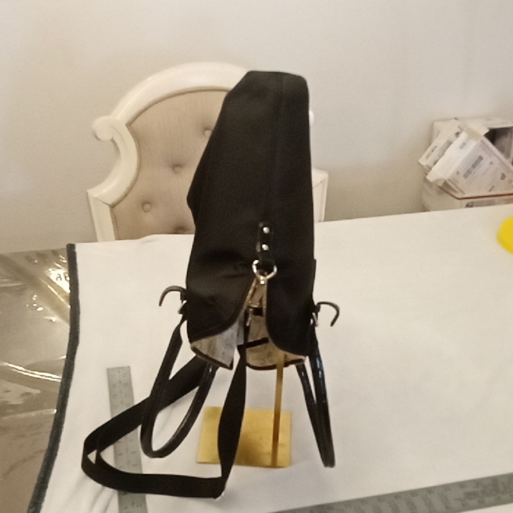 Kate Spade Black and Cream Laptop Crossbody Bag - Picture 5 of 7